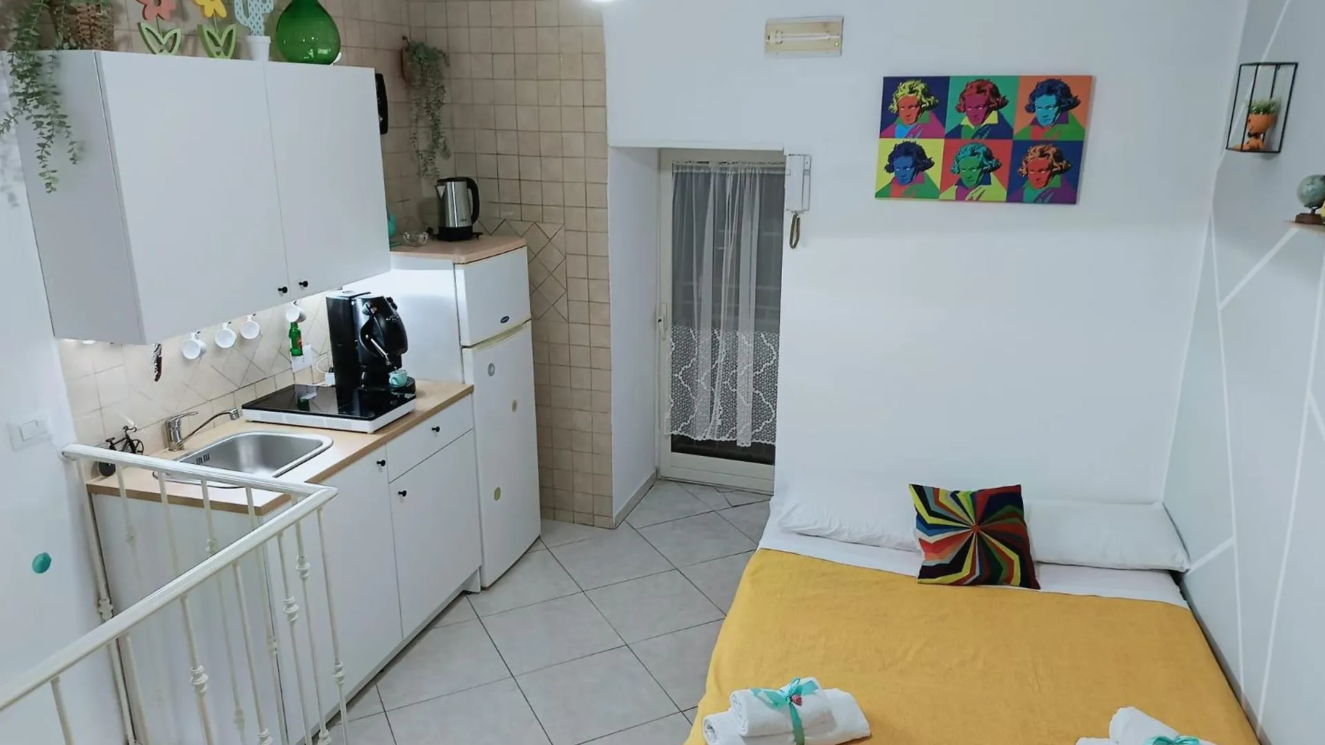 Apartment Il Balconcino Ai Tribunali Naples Italy
