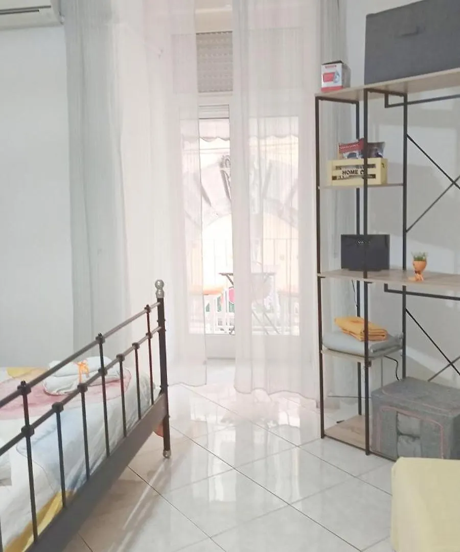 Apartment Il Balconcino Ai Tribunali Naples