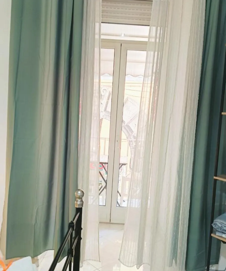 Il Balconcino Ai Tribunali Naples Apartment
